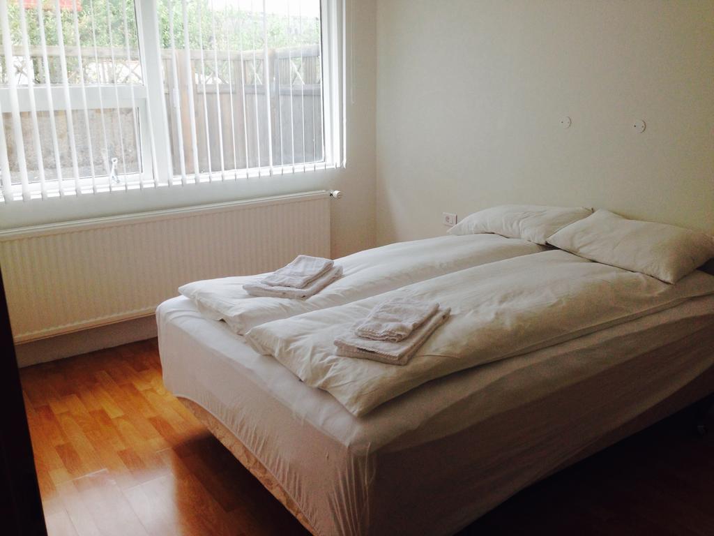 Guesthouse Marina Travel Хофн Номер фото