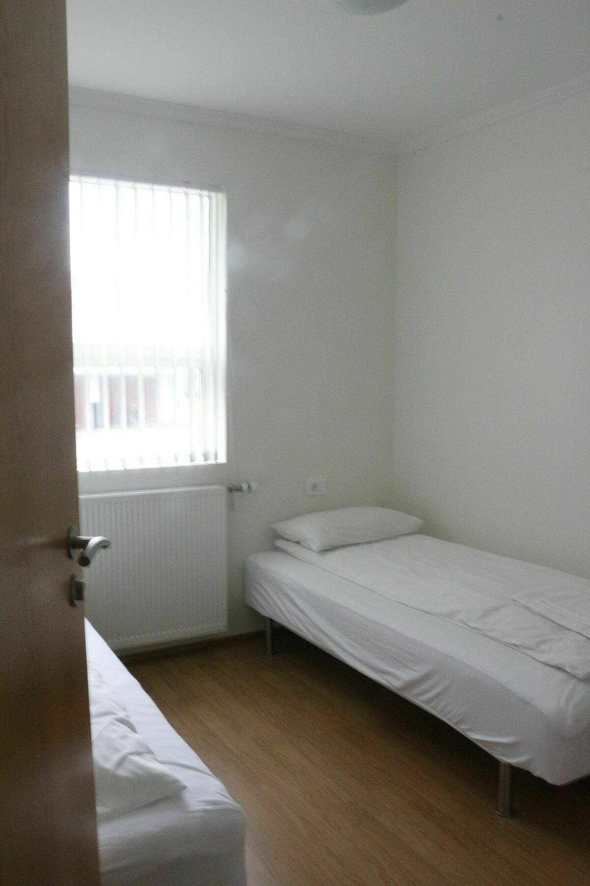 Guesthouse Marina Travel Хофн Экстерьер фото